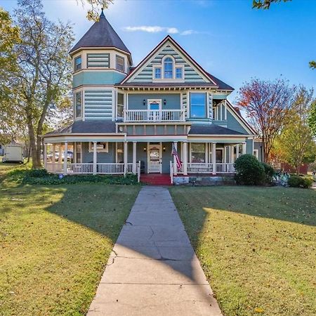 Four Winds Victorian Venue & Suites Bonham Exterior foto
